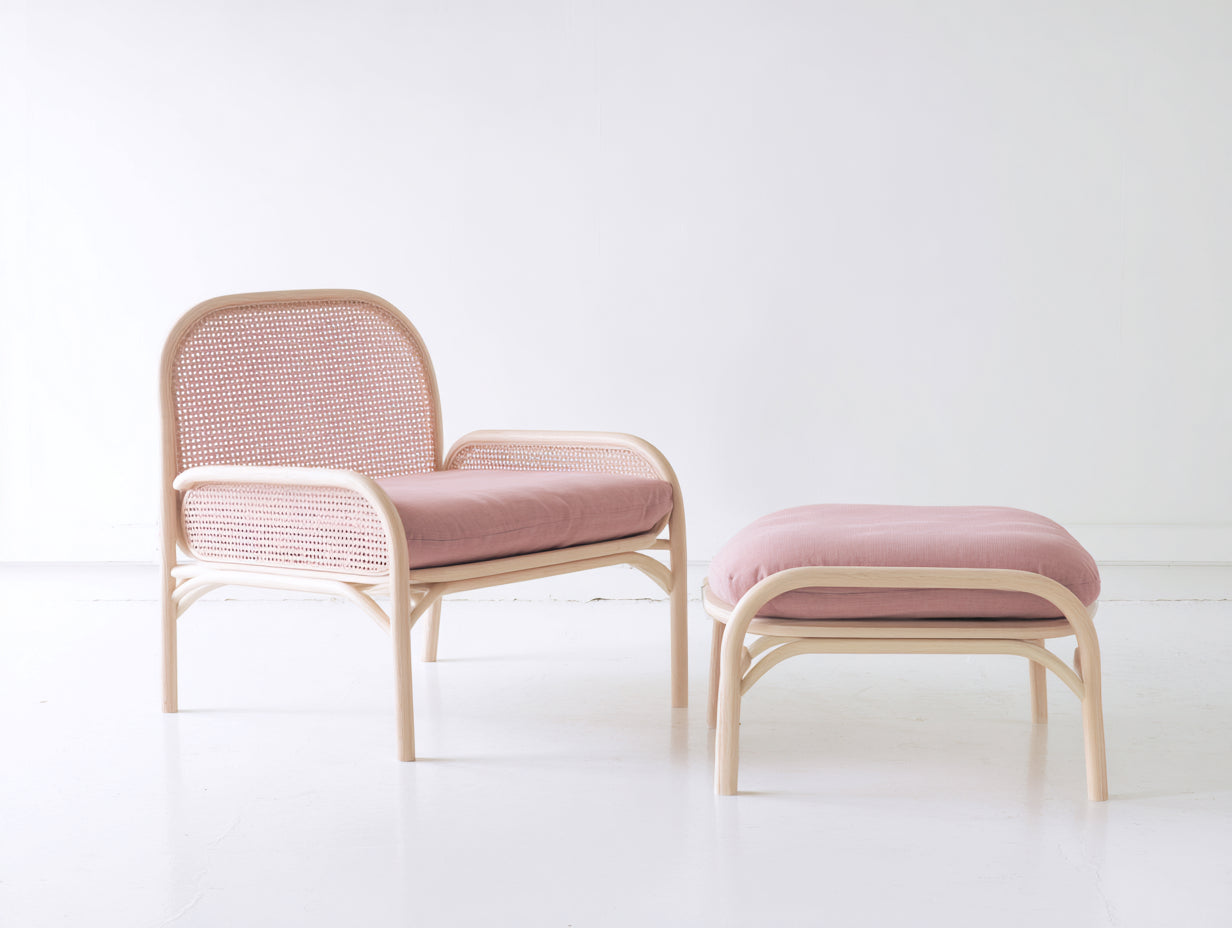 Polyrattan Gartensessel mit Fußhocker 72 x 70 x 78 cm - Natur-Rosa - moderner Gartenbereich